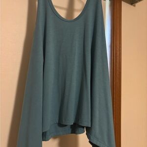 Zenana Outfitters Green Asymmetrical Tank Top